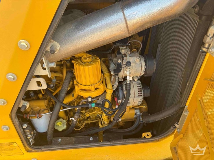 2021-deere-850l-wlt-image-12
