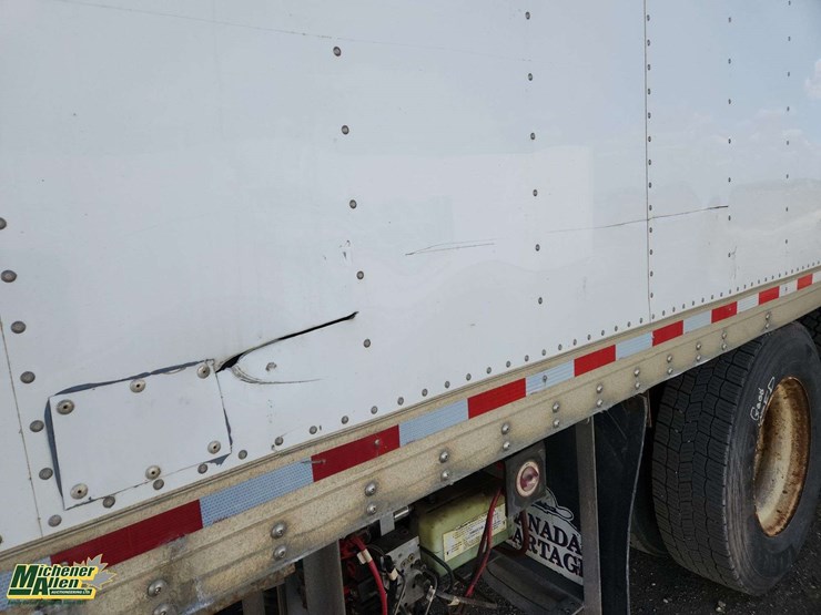 international-durastar-4400-image-35