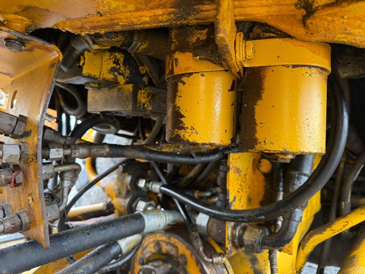 deere-544e-image-27