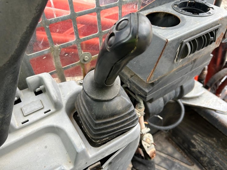 kubota-svl75-image-24