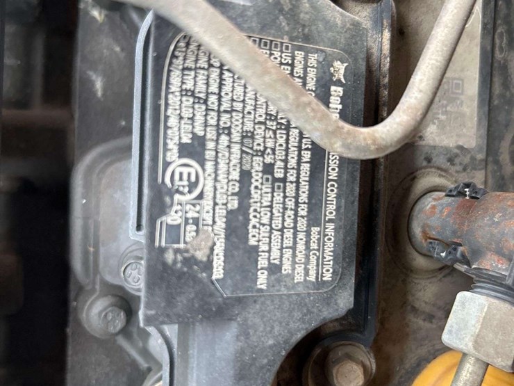 skid-steer-image-10