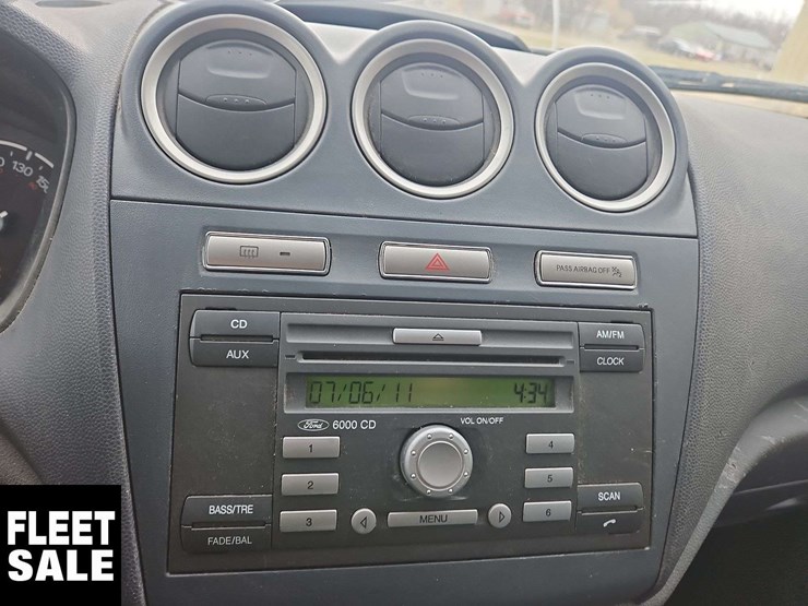 2012-ford-transit-connect-image-27