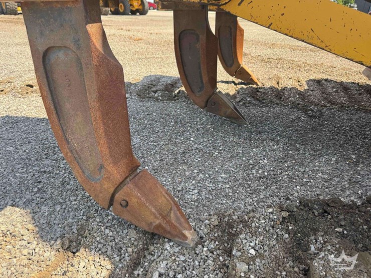 2020-deere-850l-wlt-image-32