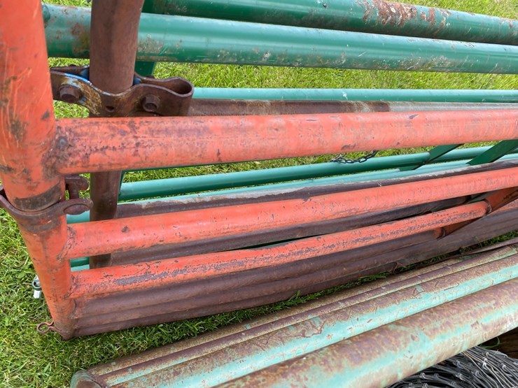 5--8'--pipe-hog-and-sheep-gates--2-are-new-image-5