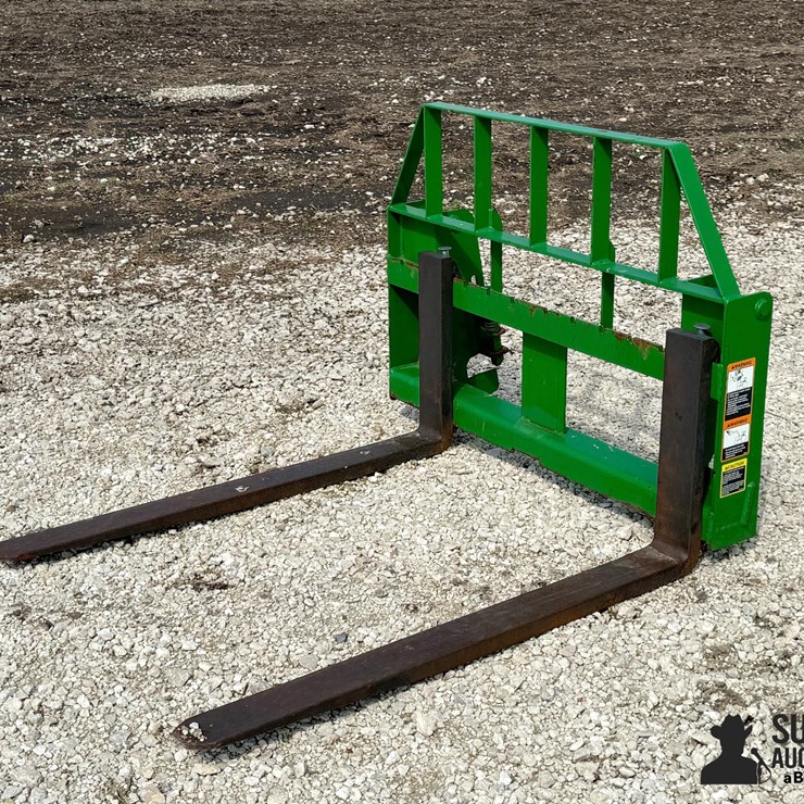 JOHN DEERE 600