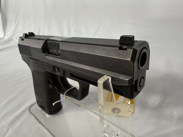 #36-•-heddert-koch-hk-usp-40-s&w-pistol-22-11203-image-18