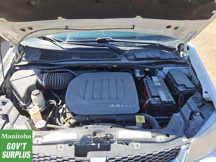 2011-dodge-grand-caravan-image-26