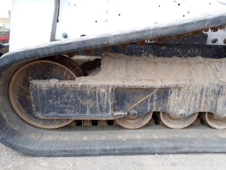 2021-bobcat-t770-image-30