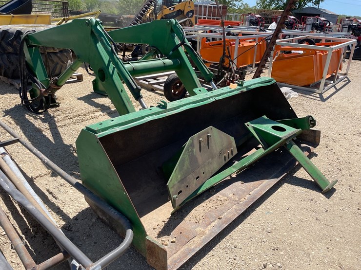 john-deere-148-image-3