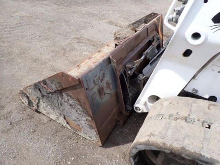 2021-bobcat-t770-image-24