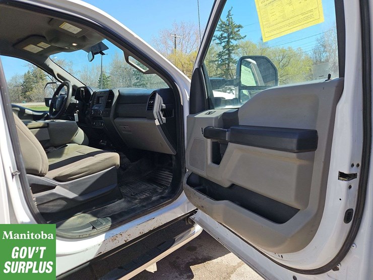2017-ford-f250-image-24