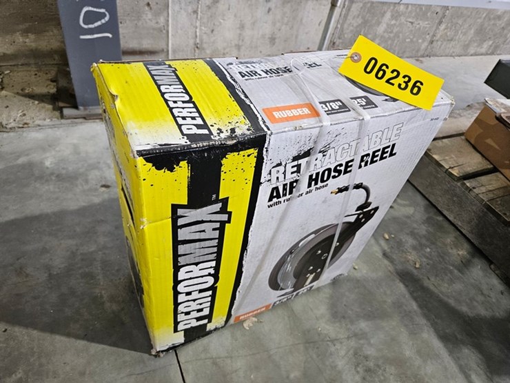 #6236-•-performax-retractable-air-hose-reel-image-2