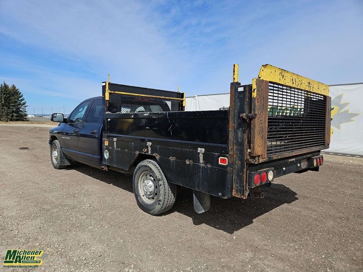 2004-dodge-ram-2500-image-3