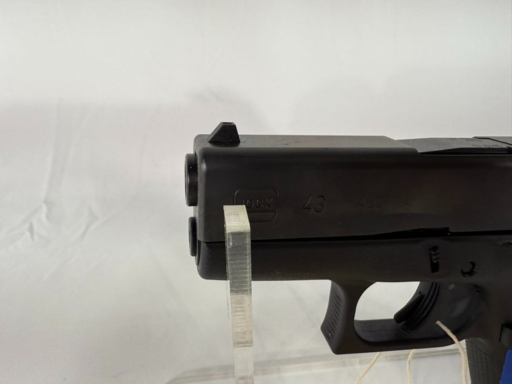 #28-•-glock-43-9mm-pistol-zhe317-image-5