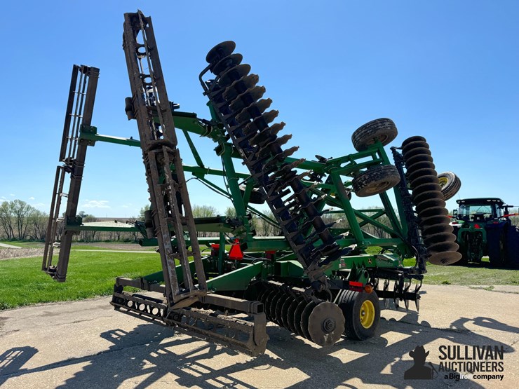 2019-john-deere-2623vt-image-5