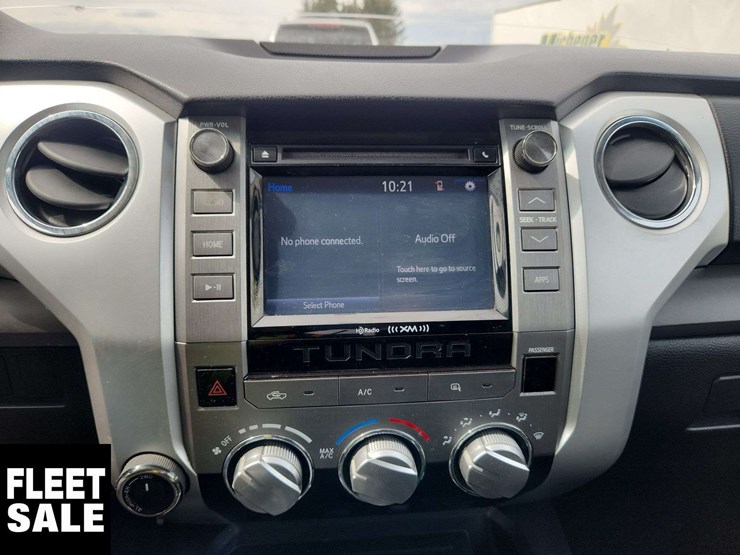 2014-toyota-tundra-image-21