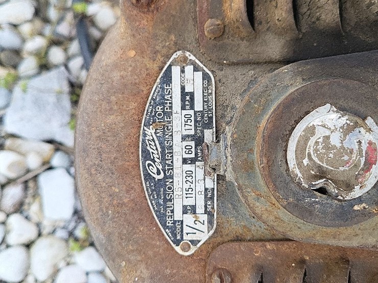 century-1/2hp-electric-motor-w/pulley,-110-volt---working-condition-image-3