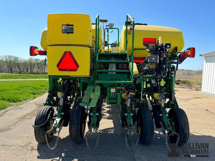 2013-john-deere-1770nt-ccs-image-6