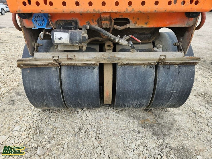 2008-hamm-hd12vt-image-8