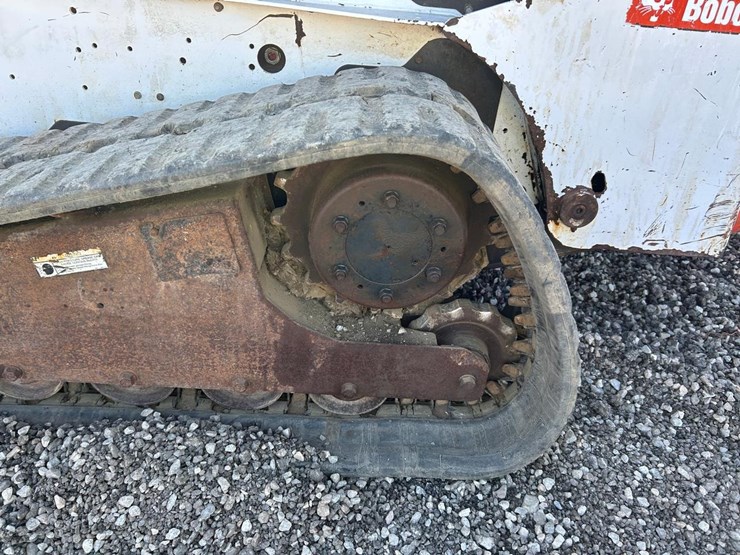 bobcat-t320-image-19