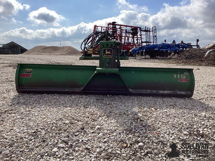 john-deere-115-image-6