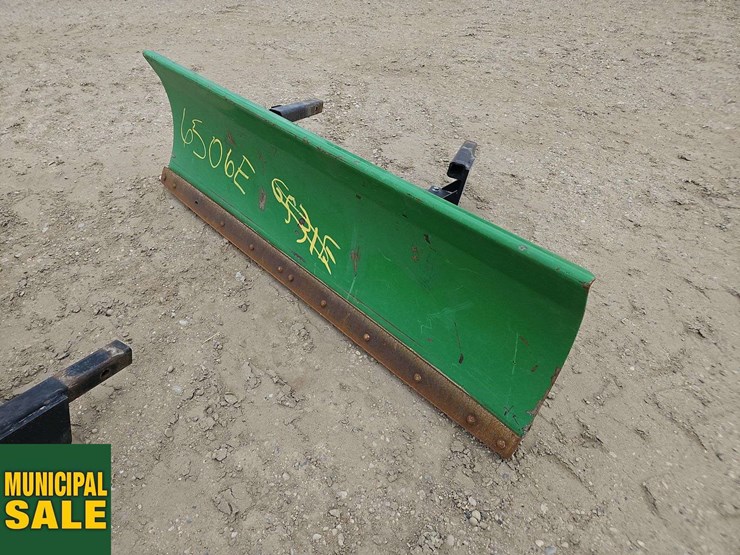 john-deere-60in-front-blade-image-4