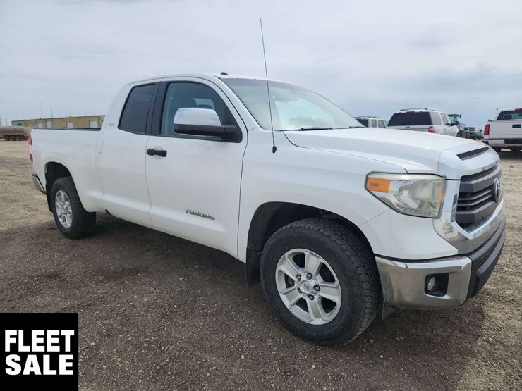 2014-toyota-tundra-image-2