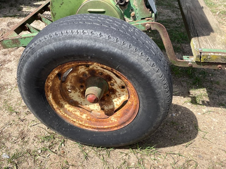 john-deere-8-image-9