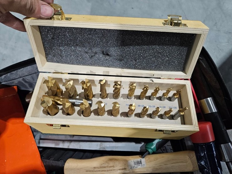 #6180-•-2018-grizzly-g0759-mill/drill-w/-stand-&-dro-image-27