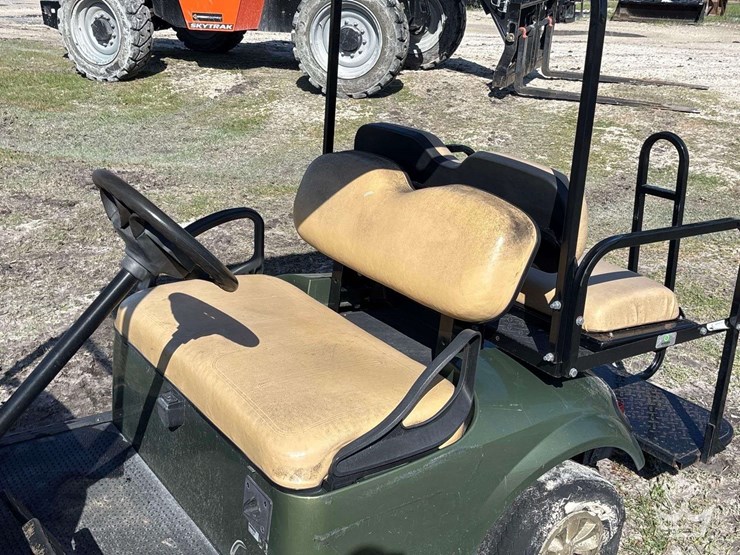 2019-ez-go-electric-cart-image-7