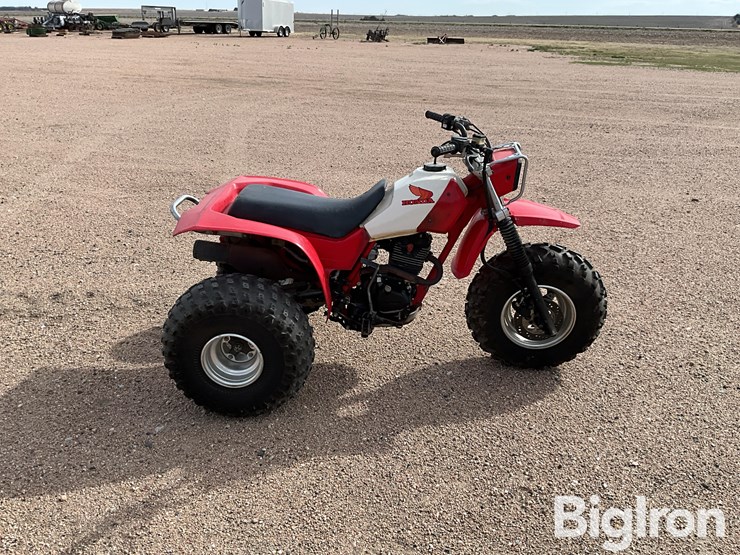 1983-honda-atc-200-3-wheel-atv-image-4