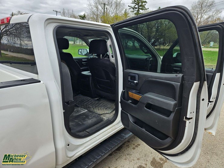 2015-chevrolet-silverado-1500-image-31