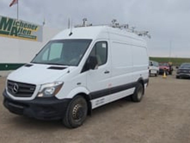 2018-mercedes-benz-sprinter-3500-image-5
