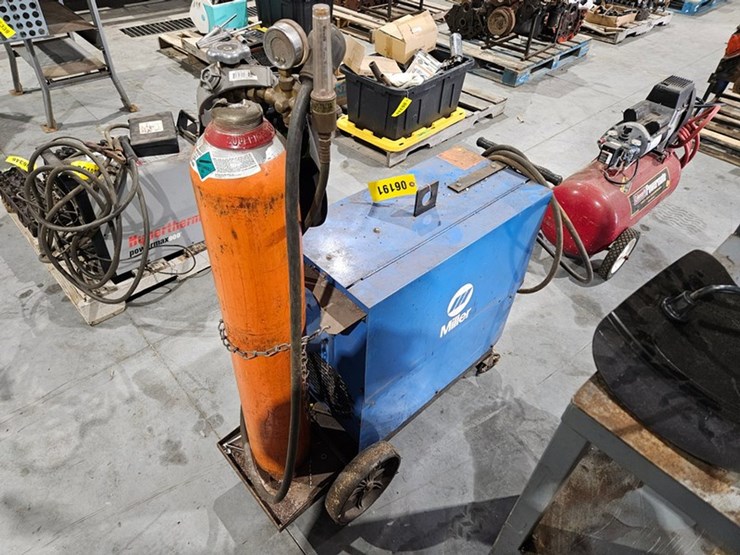 #6191-•-miller-millermatic-200-welder-image-5