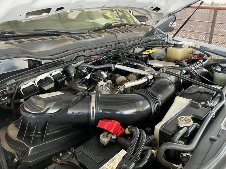 2019-ford-f550-image-14