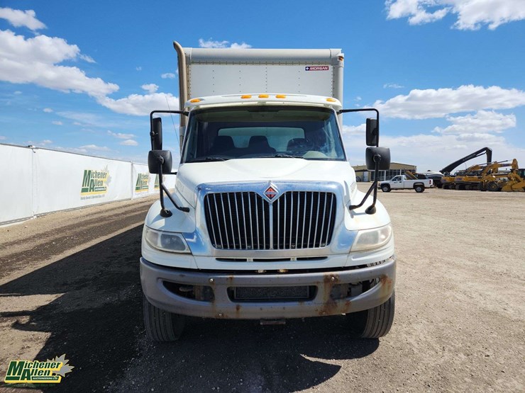 international-durastar-4400-image-9