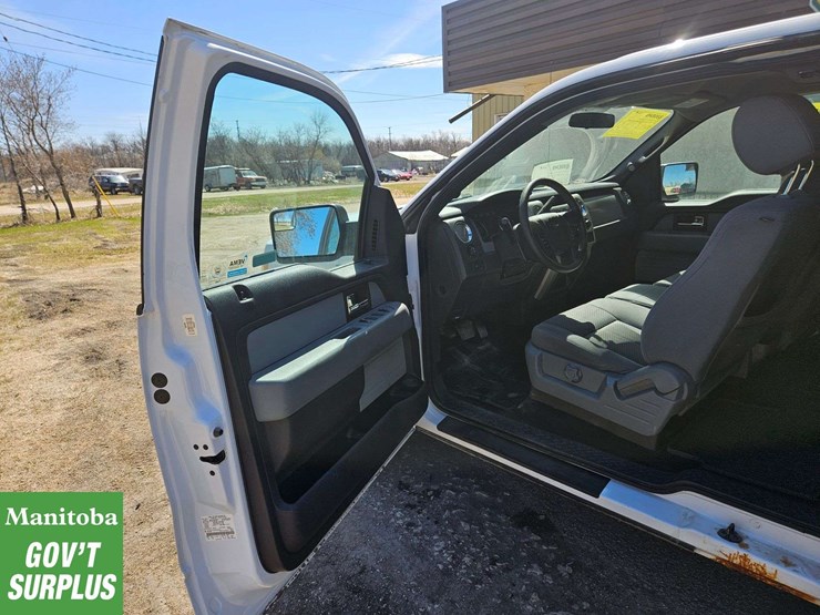 2014-ford-f150-image-14
