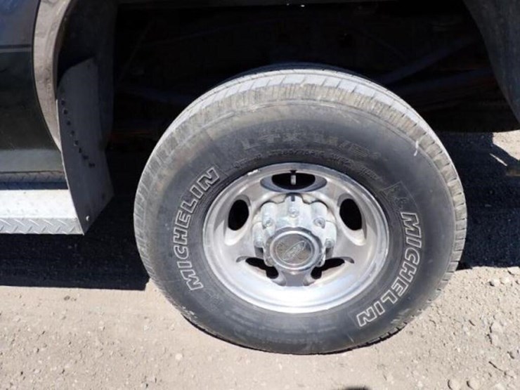 2002-ford-f350-image-42