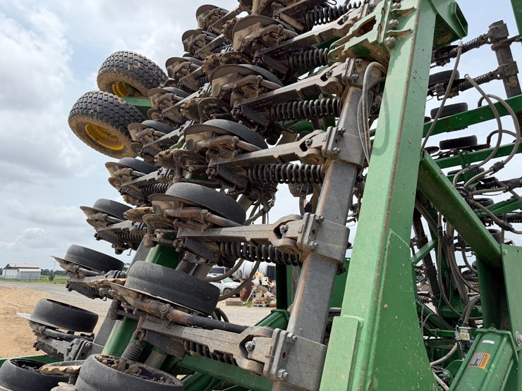 john-deere-1890-image-71