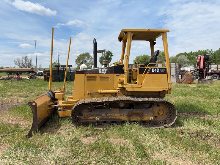 1995-caterpillar-d4c-image-8