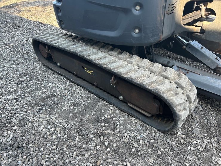 2019-bobcat-e35-image-10