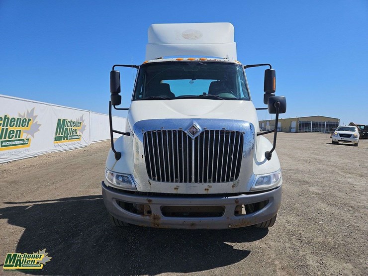 2004-international-transtar-8600-image-6
