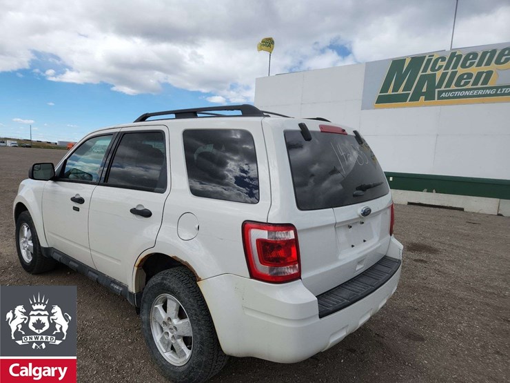 2012-ford-escape-xlt-image-3