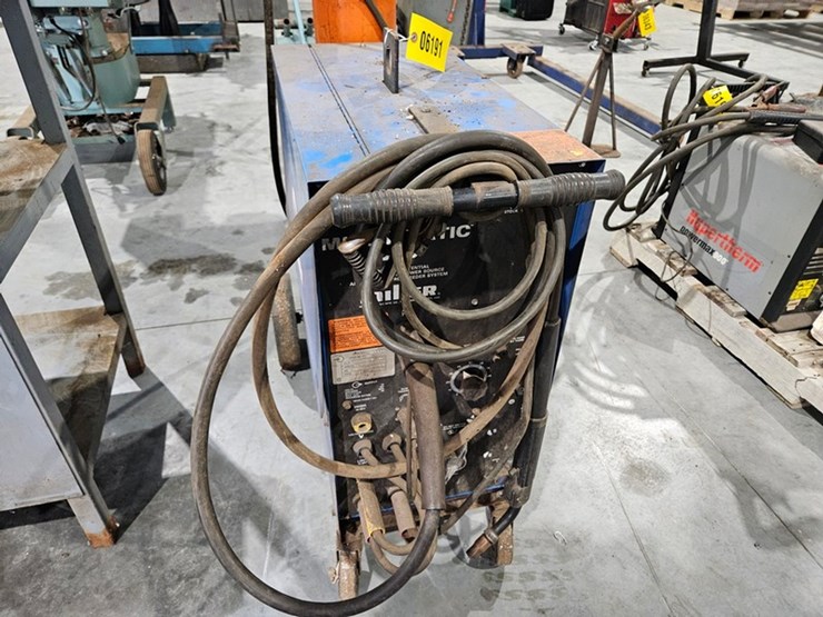 #6191-•-miller-millermatic-200-welder-image-8