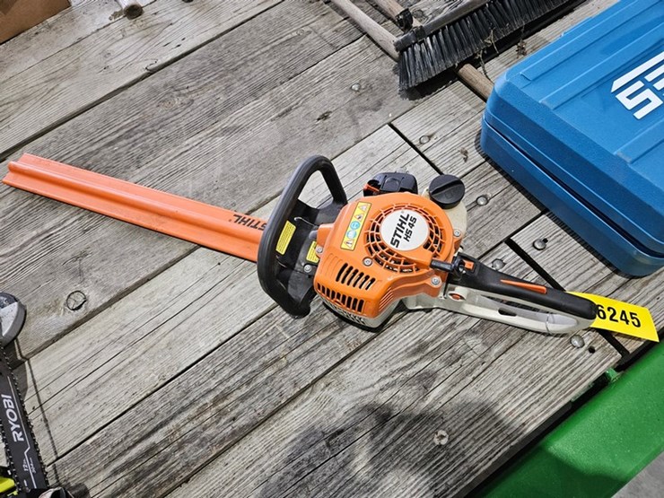 #6245-•-stihl-hs45-hedge-trimmer-image-1