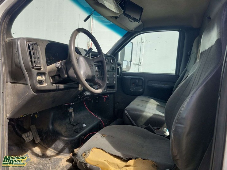 2006-chevrolet-kodiak-c5500-image-12