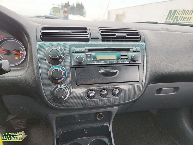 2004-honda-civic-image-22