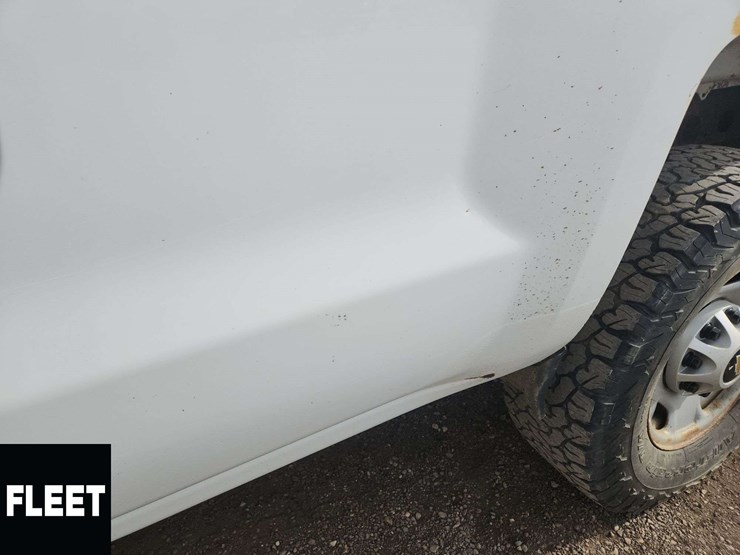 2017-chevrolet-silverado-2500hd-image-40