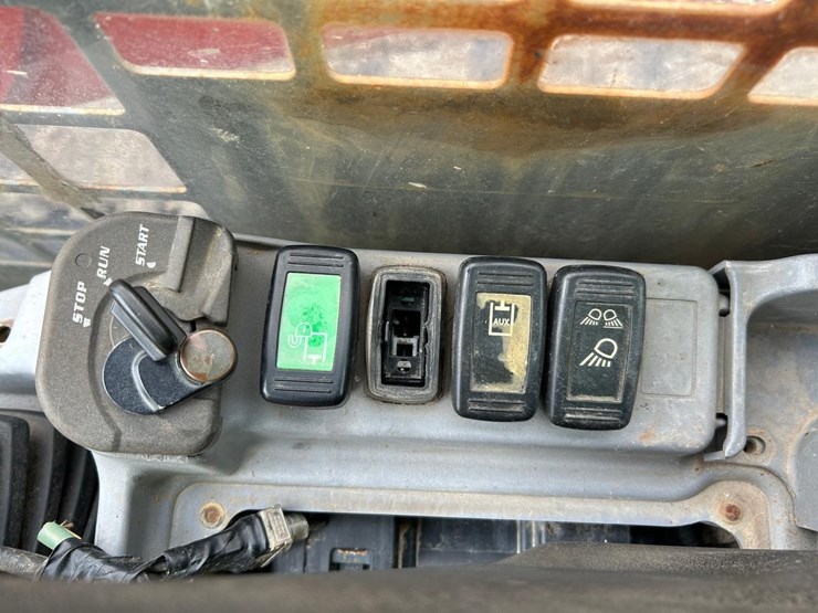 kubota-svl75-image-23