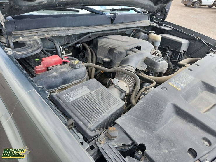 2011-gmc-sierra-1500-sl-image-23